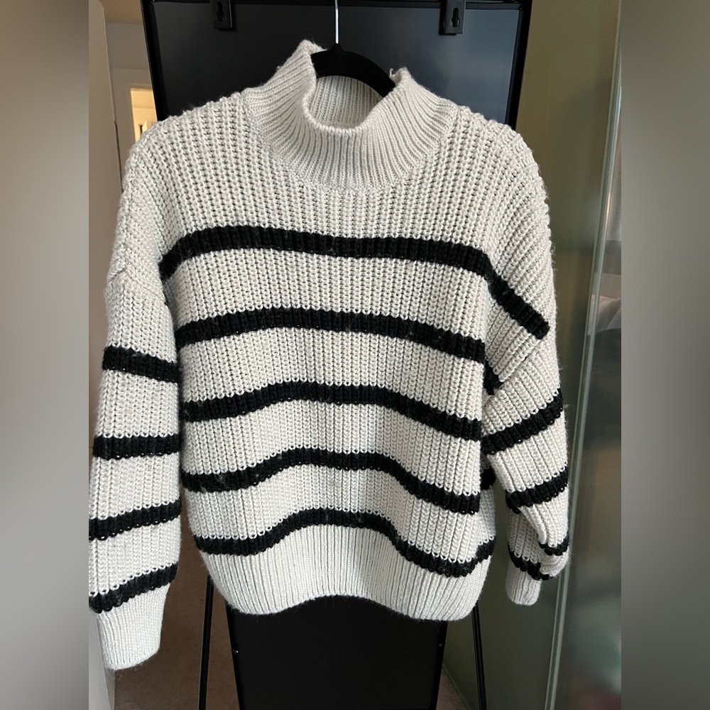 Striped Black and White Women's Sweater